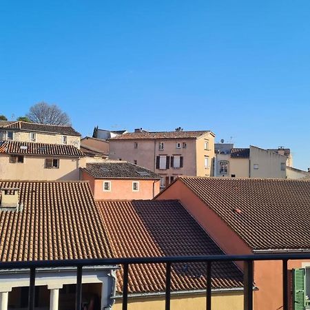 Appartement Charmant En Provence 德拉吉尼昂 外观 照片