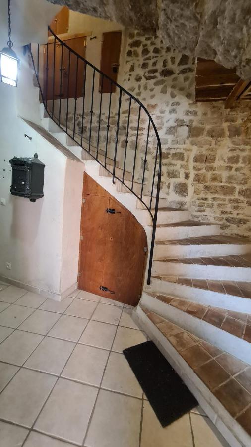 Appartement Charmant En Provence 德拉吉尼昂 外观 照片