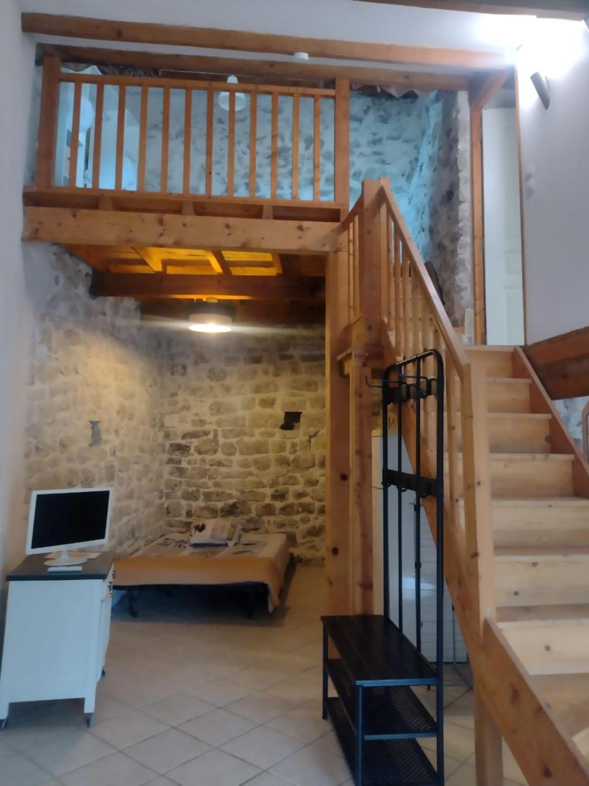 Appartement Charmant En Provence 德拉吉尼昂 外观 照片